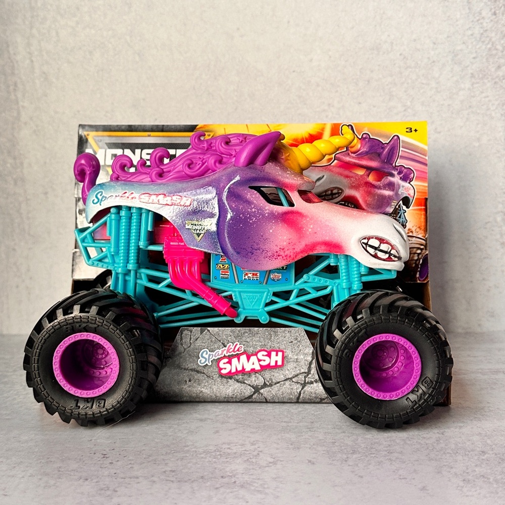 Monster Jam 1:24 2025 Sparkle Smash